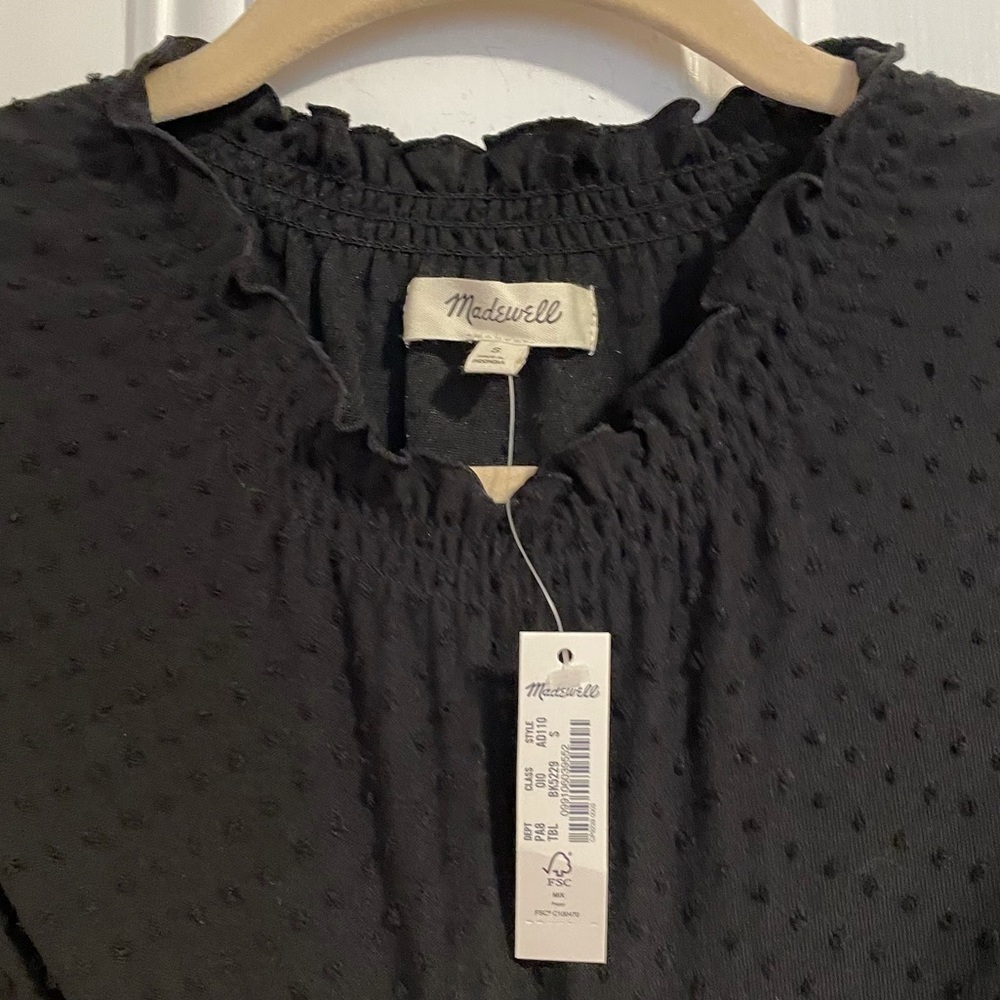 Clipdot Ruffle Top - Picture 6 of 6